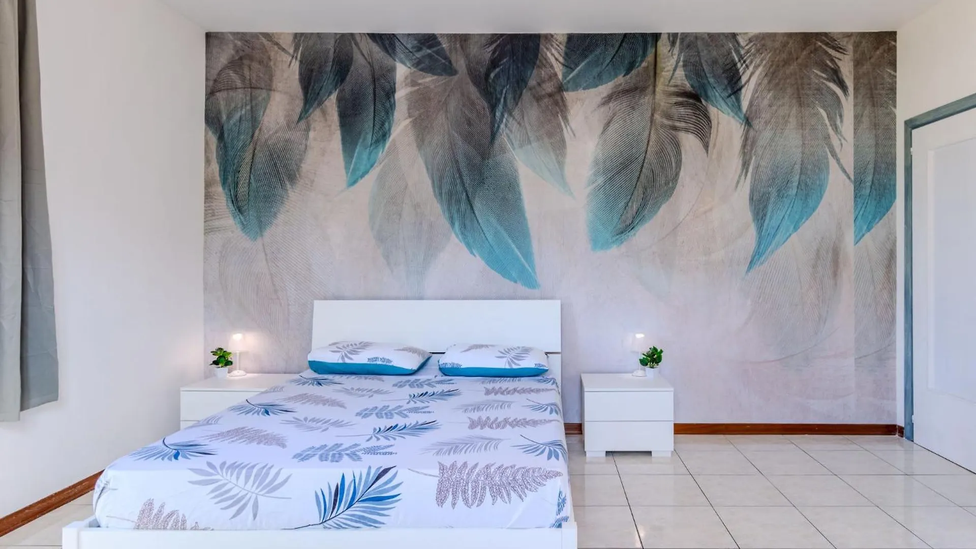 Apartment Leo By Interhome Lenno