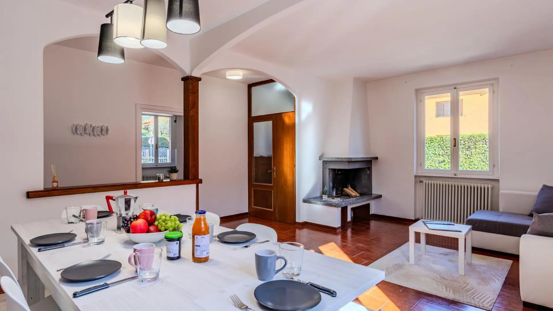 Apartment Leo By Interhome Lenno Italy