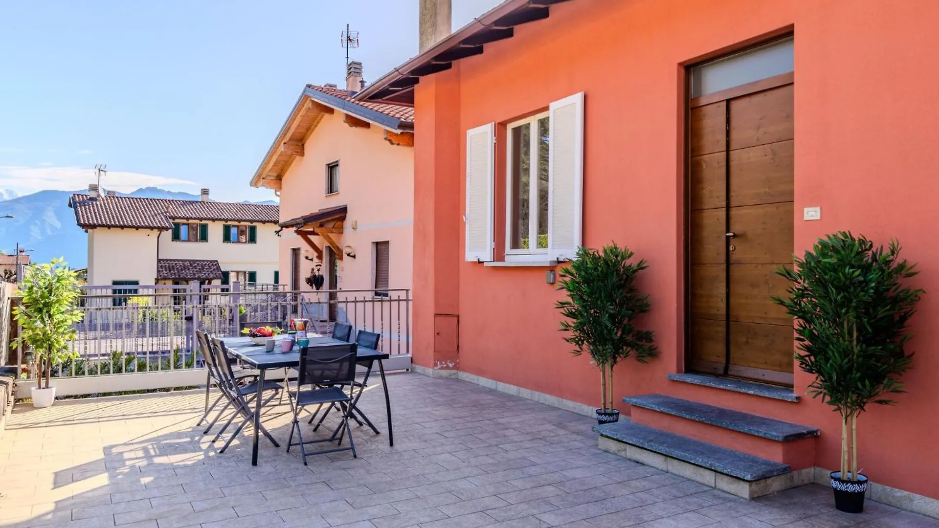 Apartment Leo By Interhome location