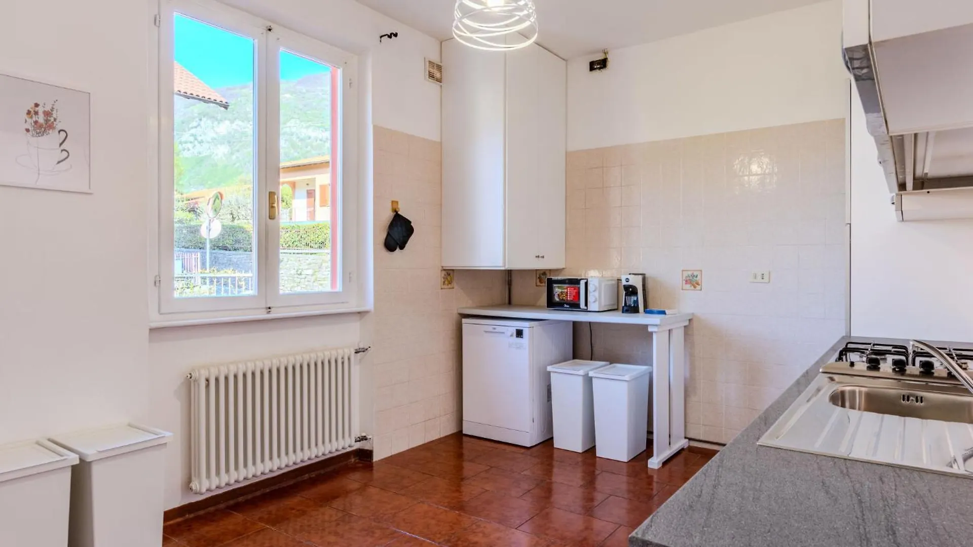 Apartment Leo By Interhome Lenno